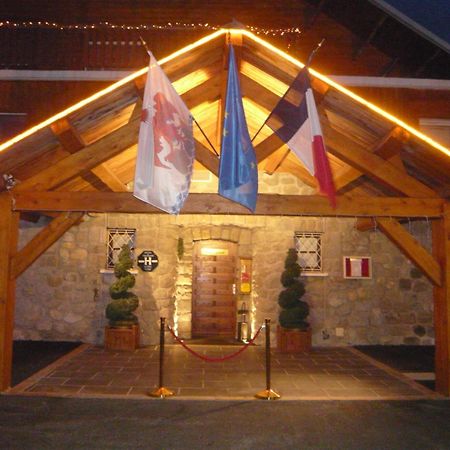 Hotel Le Chalet D'Auron Restaurant Et Spa Екстер'єр фото
