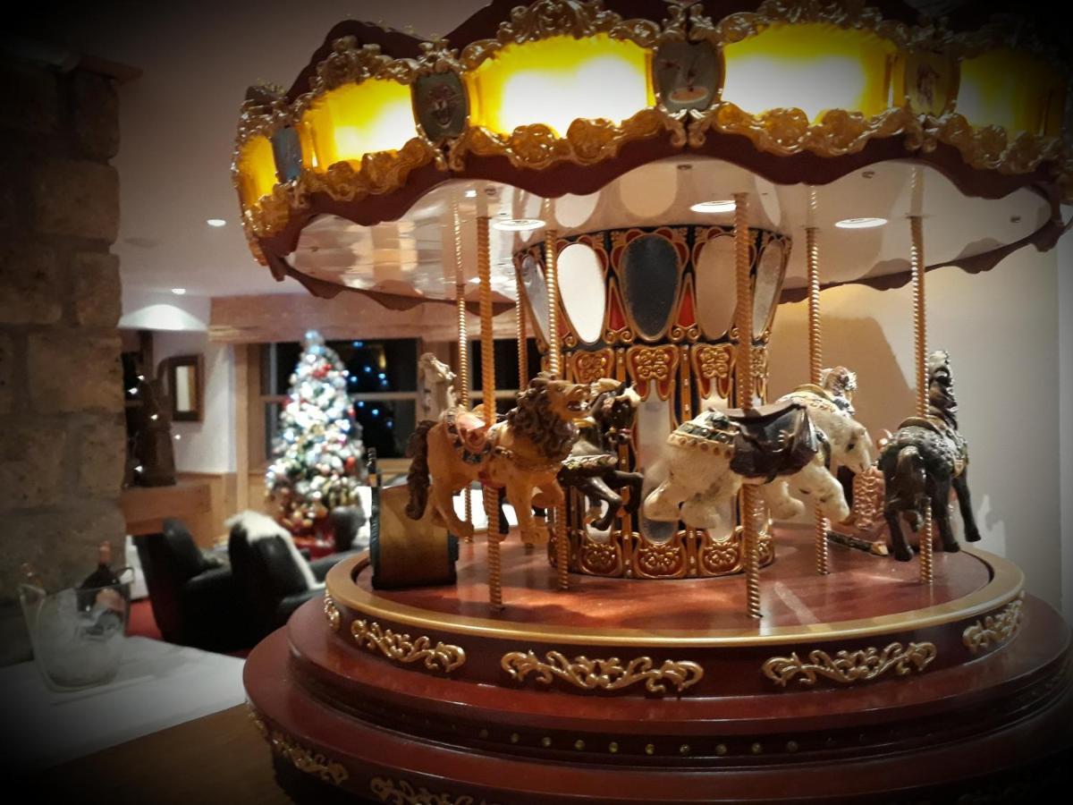 Hotel Le Chalet D'Auron Restaurant Et Spa Екстер'єр фото