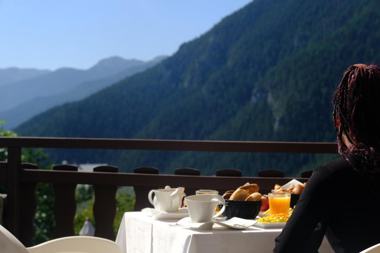 Hotel Le Chalet D'Auron Restaurant Et Spa Екстер'єр фото